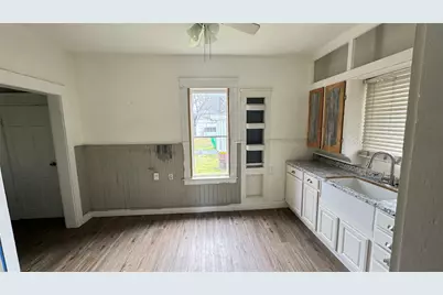 1428 E Garnett Street, Gainesville, TX 76240 - Photo 5