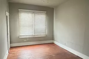 1428 E Garnett St, Gainesville, TX 76240 - Photo 7