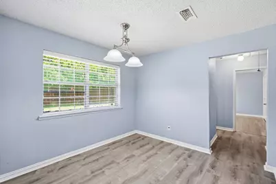 2202 Canyonwood Drive, Arlington, TX 76012 - Photo 11