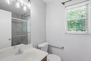 2202 Canyonwood Dr, Arlington, TX 76012 - Photo 19