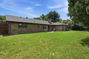 2202 Canyonwood Dr, Arlington, TX 76012 - Photo 27