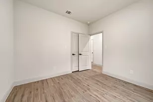 803 Arrowhead Ct, Granbury, TX 76048 - Photo 29