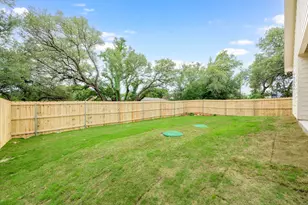 803 Arrowhead Ct, Granbury, TX 76048 - Photo 33