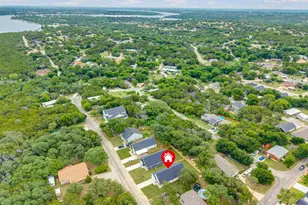 803 Arrowhead Ct, Granbury, TX 76048 - Photo 35