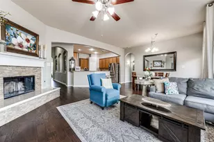 360 Falstaff Dr, Roanoke, TX 76262 - Photo 11