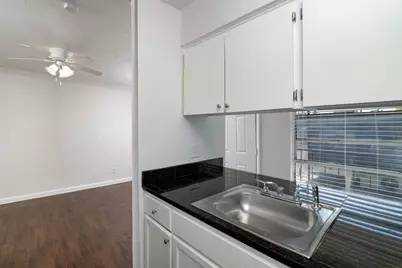 2816 Throckmorton Street #7, Dallas, TX 75219 - Photo 9