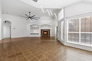 6320 Merritt Way Ct, Arlington, TX 76018 - Photo 11