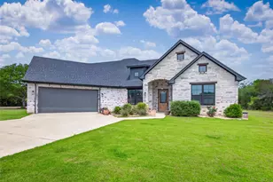18107 Forrest Dr, Whitney, TX 76692 - Photo 1