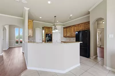 6900 Breezy Bluff Court, Fort Worth, TX 76126 - Photo 15