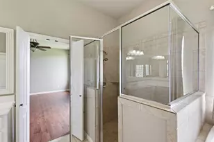 6900 Breezy Bluff Ct, Fort Worth, TX 76126 - Photo 33
