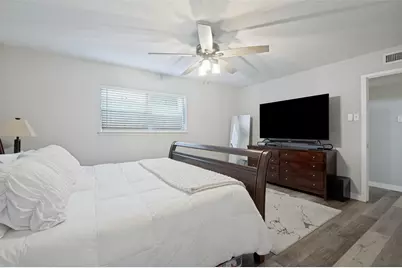 3129 Windsor Road, Carrollton, TX 75007 - Photo 13