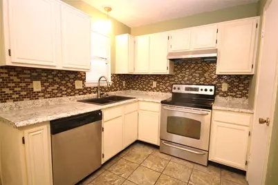 109 Australia Court, Glenn Heights, TX 75154 - Photo 7