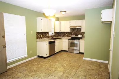 109 Australia Court, Glenn Heights, TX 75154 - Photo 5