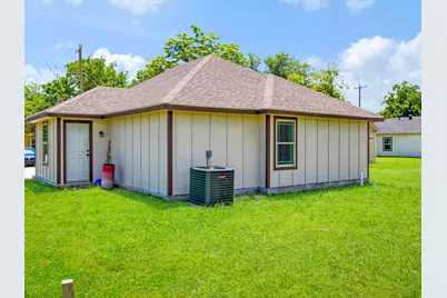 308 Avenue A, Ennis, TX 75119 - Photo 25