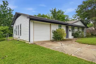 1724 Spring Lake Dr, Mesquite, TX 75149 - Photo 3