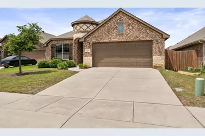 2120 Blakely Court, Fort Worth, TX 76134 - Photo 3