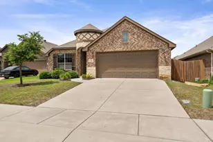 2120 Blakely Ct, Fort Worth, TX 76134 - Photo 3