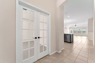 2120 Blakely Ct, Fort Worth, TX 76134 - Photo 5