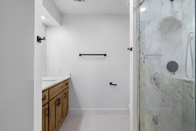 9205 Moss Farm Lane, Dallas, TX 75243 - Photo 23