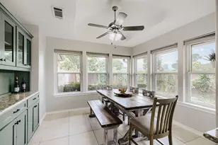 6033 Daven Oaks Dr, Dallas, TX 75248 - Photo 3