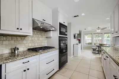 6033 Daven Oaks Drive, Dallas, TX 75248 - Photo 9