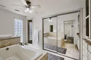 6033 Daven Oaks Dr, Dallas, TX 75248 - Photo 13