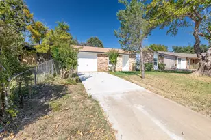 2318 May Ln, Grand Prairie, TX 75050 - Photo 1