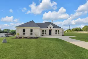 2000 Sweet Springs Rd, Weatherford, TX 76088 - Photo 1