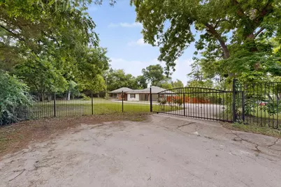 513 Ten Mile Drive, DeSoto, TX 75115 - Photo 3