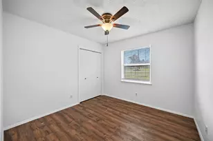 2018 S Center St, Arlington, TX 76010 - Photo 13