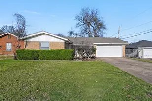 2018 S Center St, Arlington, TX 76010 - Photo 1