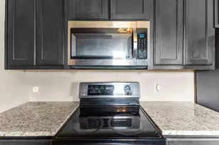 5729 County Rd 402, Grandview, TX 76050 - Photo 17