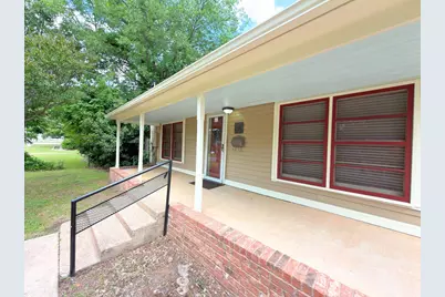 902 W Pearl Street, Granbury, TX 76048 - Photo 3
