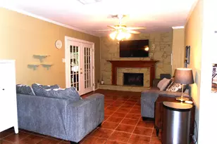 2911 Norwood Ln, Arlington, TX 76013 - Photo 15