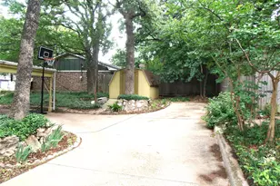 2911 Norwood Ln, Arlington, TX 76013 - Photo 7