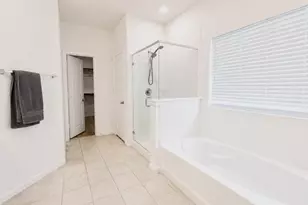 1404 Citrus Dr, Sherman, TX 75092 - Photo 9