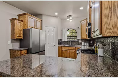 129 Donna Drive, Gun Barrel City, TX 75156 - Photo 11