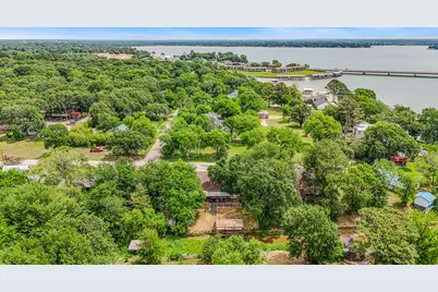 129 Donna Drive, Gun Barrel City, TX 75156 - Photo 37