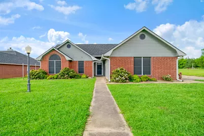 525 York Street, Paris, TX 75460 - Photo 1