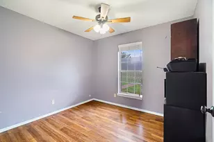 525 York St, Paris, TX 75460 - Photo 11