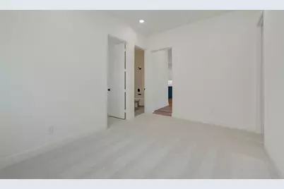 8725 Chestnut Lane, Justin, TX 76247 - Photo 11