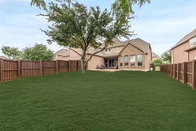 120 San Bernard Drive, Irving, TX 75039 - Photo 5