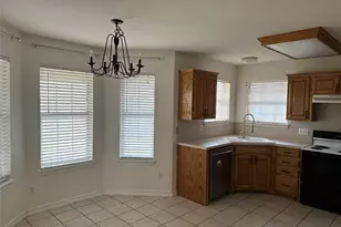 3858 Notre Dame Cir, Abilene, TX 79602 - Photo 5