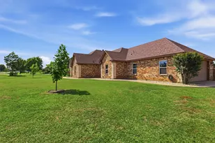 2425 Pecan Springs Rd, Cleburne, TX 76031 - Photo 3