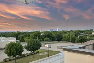 1925 Woodland Heights Pl, Dallas, TX 75208 - Photo 37