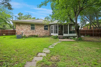 13430 Challaburton Drive, Farmers Branch, TX 75234 - Photo 37