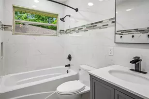 13430 Challaburton Dr, Farmers Branch, TX 75234 - Photo 29