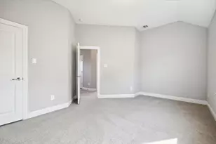 727 Waterbrook Pkwy, Argyle, TX 76226 - Photo 23
