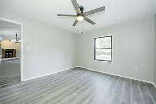 106 Creekwood Dr, Mabank, TX 75156 - Photo 15