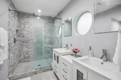 6452 Lange Circle, Dallas, TX 75214 - Photo 15